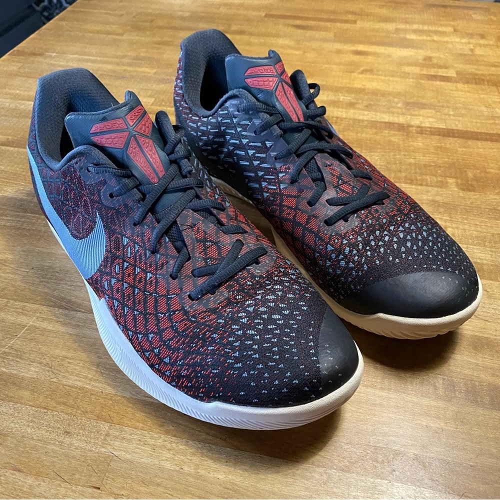 Nike Red and Black Athletic Shoes